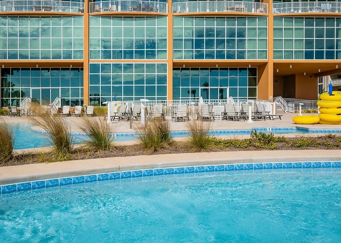 Phoenix Gulf Towers 2206 Apartment