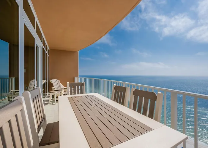 Phoenix Gulf Towers 2206 Apartment